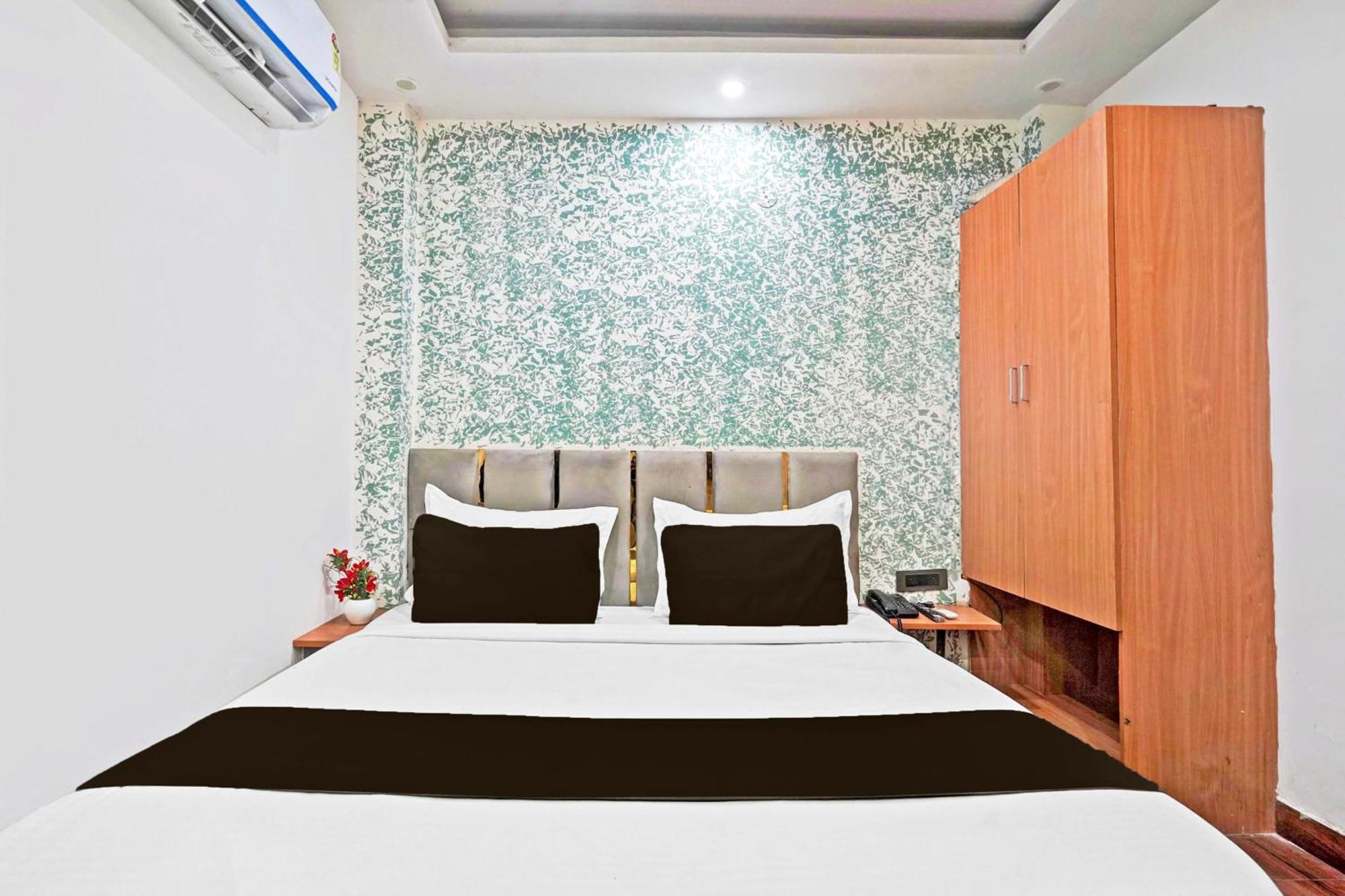 Twamev Residency 4* New Delhi